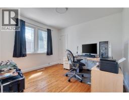 27 DELEVAN Crescent - 10