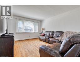 27 DELEVAN Crescent - 4
