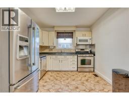 27 DELEVAN Crescent - 7