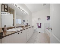 832 O REILLY Crescent - 25