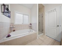 832 O REILLY Crescent - 26