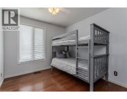 3125 MICHAEL Crescent - 14