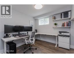 3125 MICHAEL Crescent - 20
