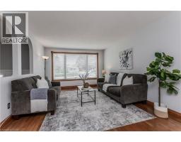 3125 MICHAEL Crescent - 7