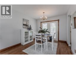 3125 MICHAEL Crescent - 9