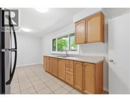 19 TAYLOR Avenue - 13