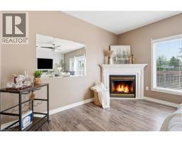 128 HOUGHTON Street - 13