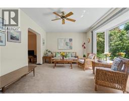 2068 WELLINGTON Avenue - 11