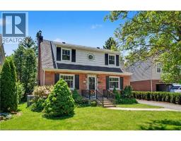 2068 WELLINGTON Avenue - 2