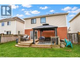24 LOVELL Crescent - 28