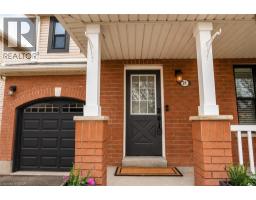 24 LOVELL Crescent - 3