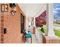 24 LOVELL Crescent - 4