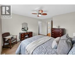 83 MORRISON Crescent - 23