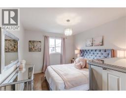 69 SOLSBURY Crescent - 25