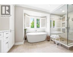 33 GOLFVIEW Crescent - 21