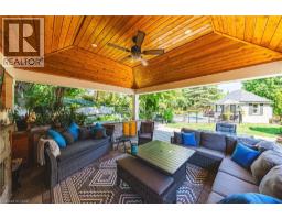 33 GOLFVIEW Crescent - 39