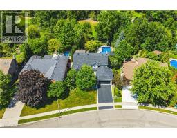 33 GOLFVIEW Crescent - 47