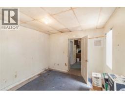 220 ALDER Street W - 15
