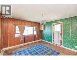 220 ALDER Street W - 9
