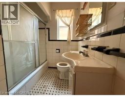 40 KINGSWOOD Road - 14