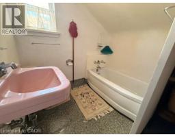40 KINGSWOOD Road - 9