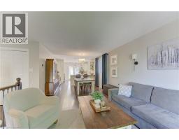 143 DAWN Crescent - 10