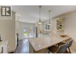 143 DAWN Crescent - 15