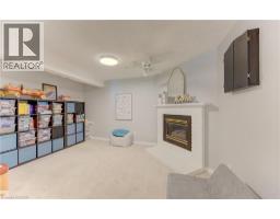143 DAWN Crescent - 34