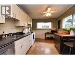 9 MARION Crescent - 23