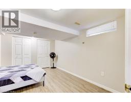 22 BLACKHORNE Crescent - 32