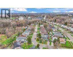 22 BLACKHORNE Crescent - 40