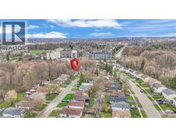 22 BLACKHORNE Crescent - 41