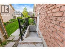 15 COPPER LEAF Street - 27
