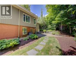 294 ALGONQUIN Drive - 43