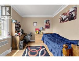 287 E COURTLAND Avenue E - 22