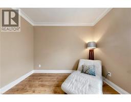 287 E COURTLAND Avenue E - 25