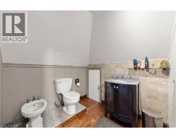 287 E COURTLAND Avenue E - 33