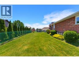180 ARMSTRONG Street E - 27