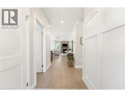 560 ROGERS Road - 10