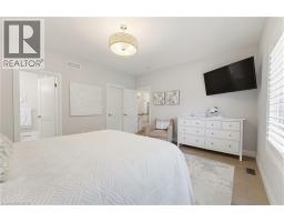 560 ROGERS Road - 20