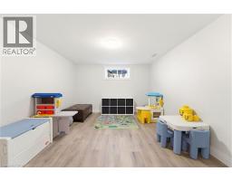 560 ROGERS Road - 29