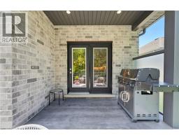 560 ROGERS Road - 32