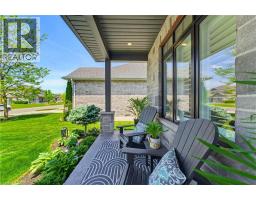 560 ROGERS Road - 7