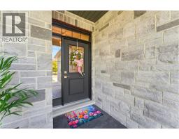 560 ROGERS Road - 8