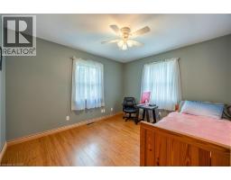 320 QUEEN Street - 15