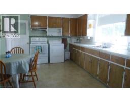 1023 WEBER Street E - 11