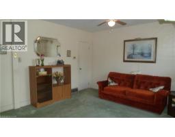1023 WEBER Street E - 19