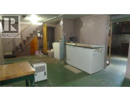 1023 WEBER Street E - 38