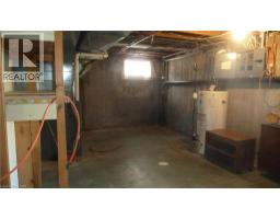 1023 WEBER Street E - 39