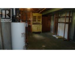 1023 WEBER Street E - 41